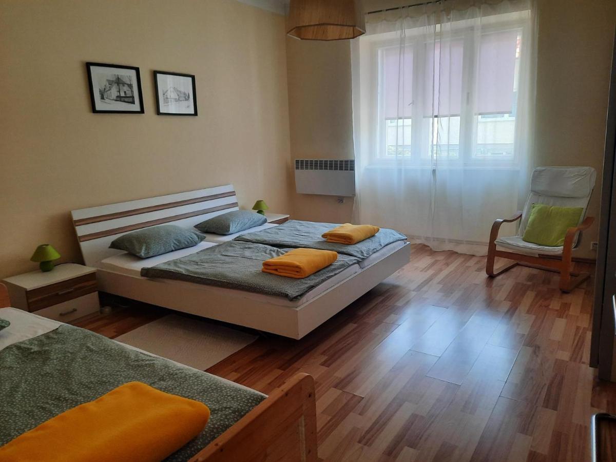 Apartman Soda Ogulin Kültér fotó